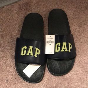 Gap kids slides